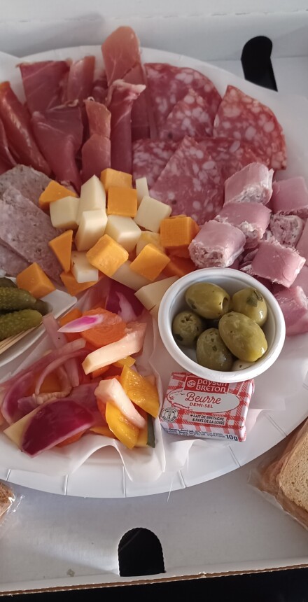 planchette aperitive 4 a 5 pers