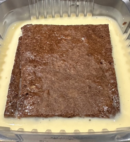 Brownies aux noix de pécan - Crème anglaise