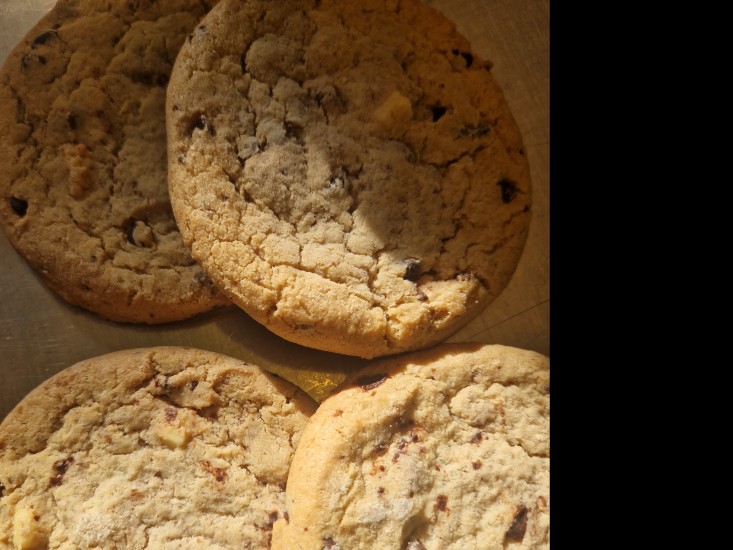 4 cookies