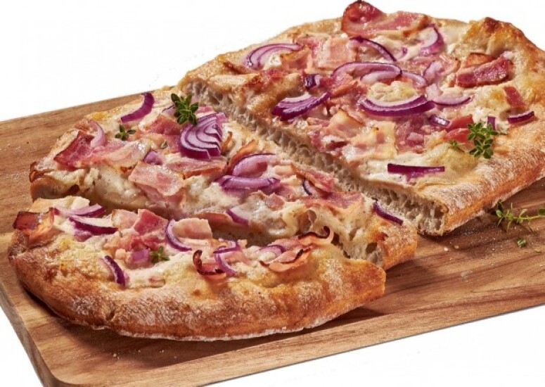 PINSA Pancetta e Cipolla