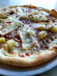 PIZZA TARTIFLETTE