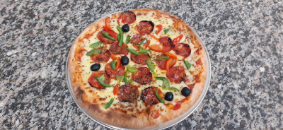 Pizza Catalane