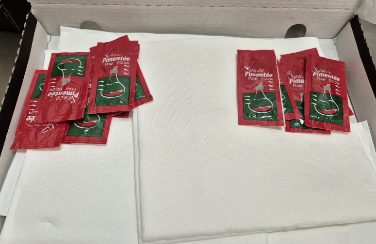 Sauces piquantes x10 + Serviettes x10