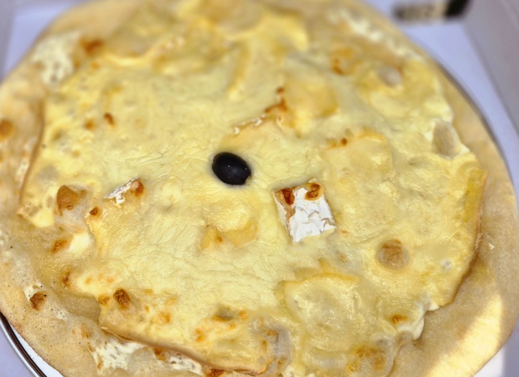 LA MEGA FROMAGES